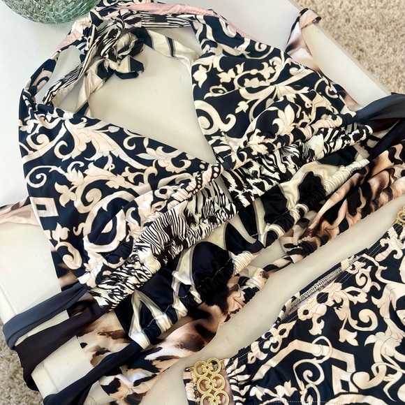 8 PIECE LOT TARA GRINNA Hipster Triangle Top Bikini Set Black Gold Animal Print - Picture 3 of 16
